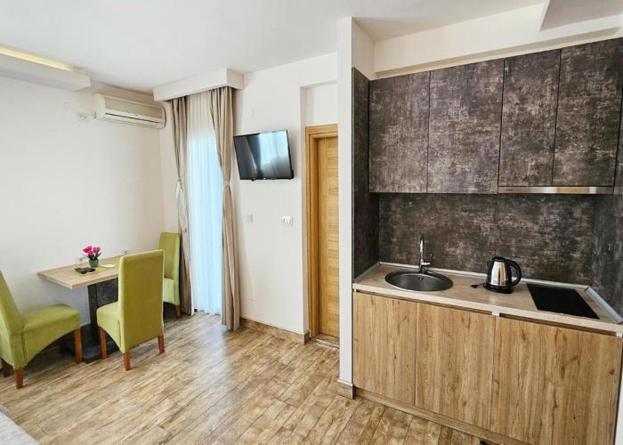Basileus Apartments Budva