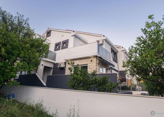 Basileus Apartments Budva