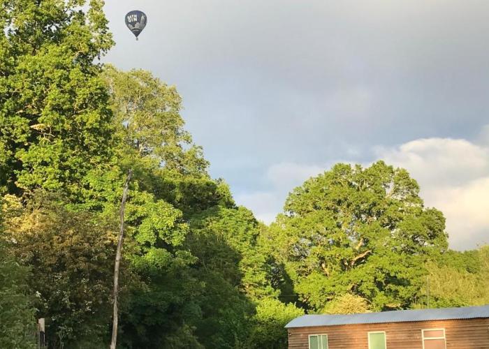 Shepherds Huts Ham Hill, 2 double beds, Bathroom, Lounge, Diner, Kitchen, dog friendly, Looking out to lake