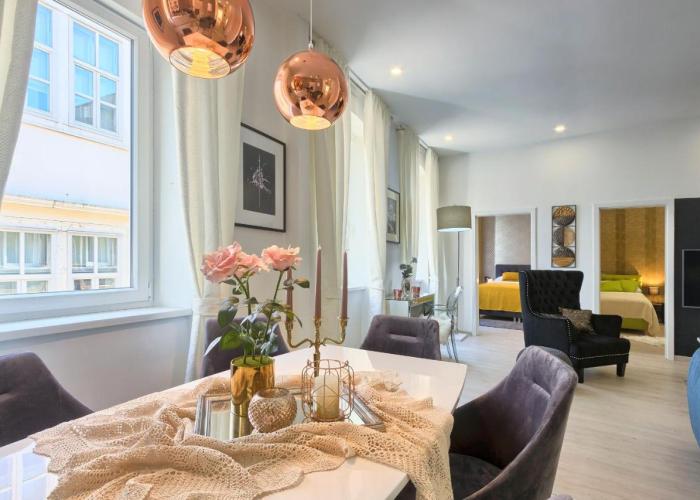 Hedone Luxury Apartment with FREE PARKING