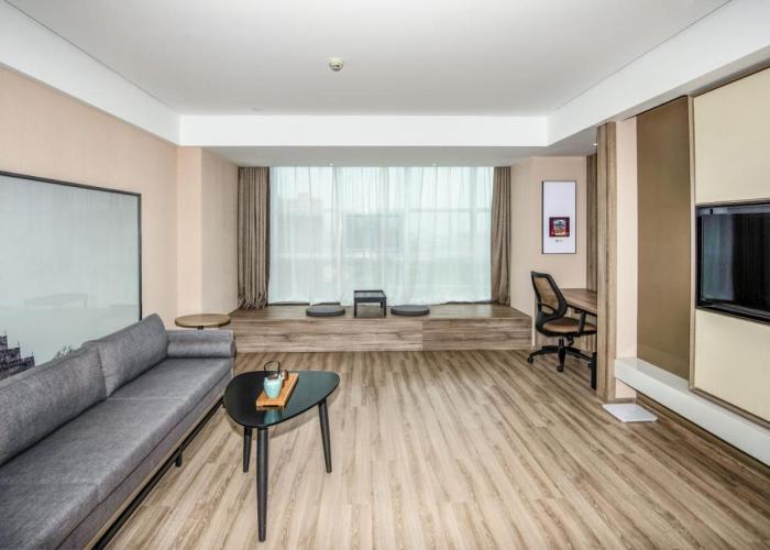 Atour Hotel Yuyang West Road