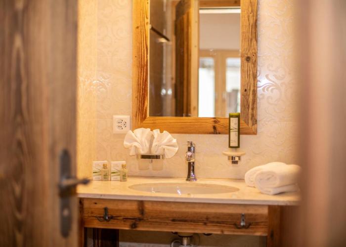 Palace Luxury Wellness Apartment and Boutique Hotel Ski-in-out