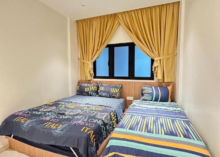 NEWLY RENOVATED Comfy Beachfront View At Seri Bulan Port Díckson