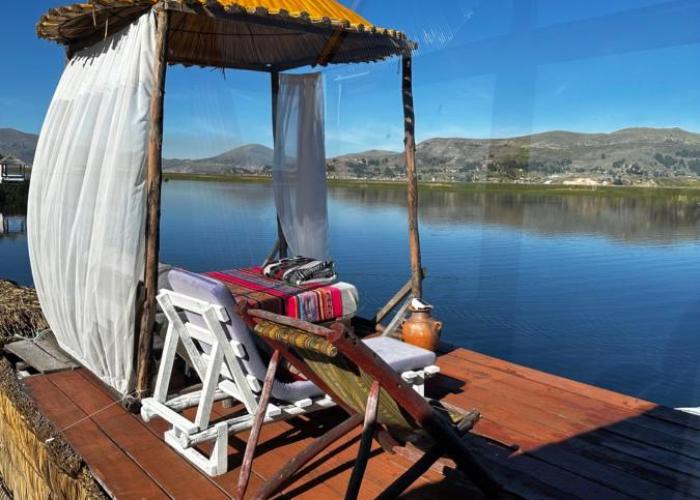 Uros Waliski Lodge