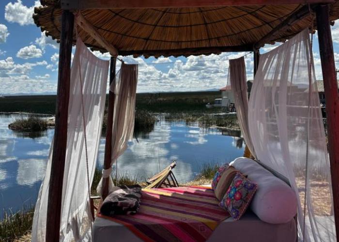 Uros Waliski Lodge