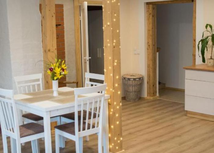 LiisuPesa Apartment with Sauna and Garden