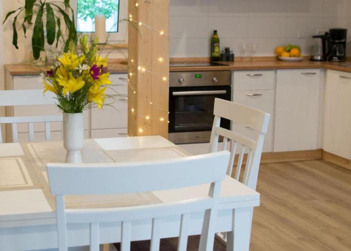 LiisuPesa Apartment with Sauna and Garden