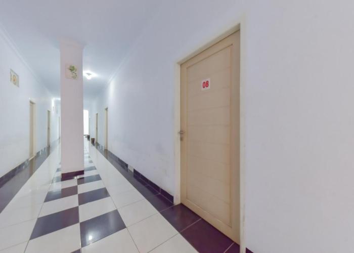 RedDoorz Syariah near Ramayana Mall Tarakan