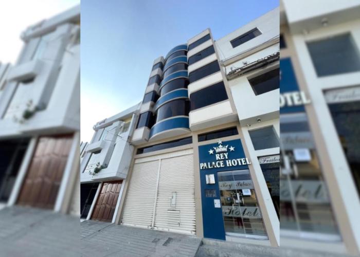 Rey Palace Hotel