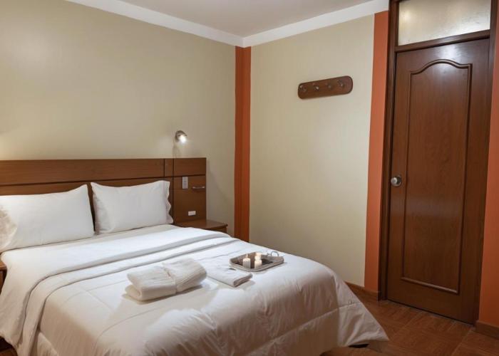 Rey Palace Hotel