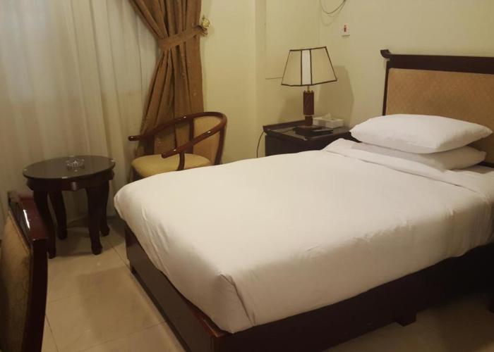 Al Muntazah Plaza Hotel