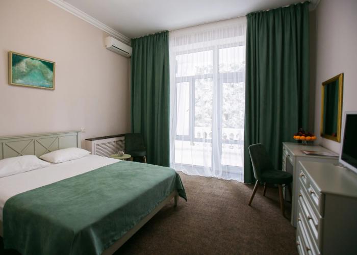Grand-Kavkaz Hotel