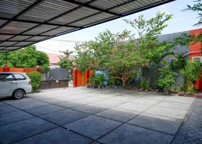 RedDoorz near Mutiara SIS Al Jufrie Airport Palu
