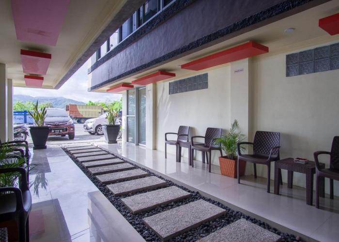 RedDoorz near Taman Kota Ternate