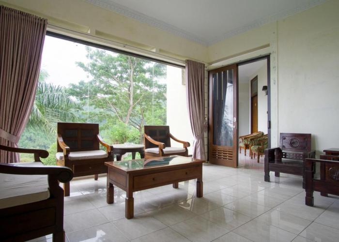 RedDoorz Syariah near Ngade Lake