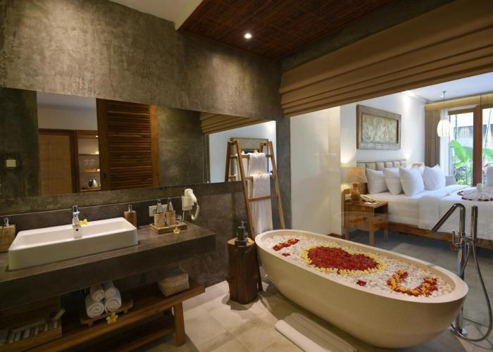 Purana Suite Ubud
