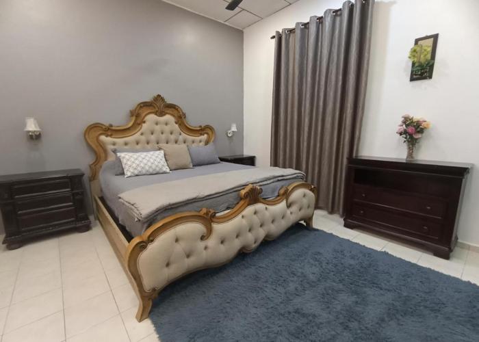 Basrie Villa 