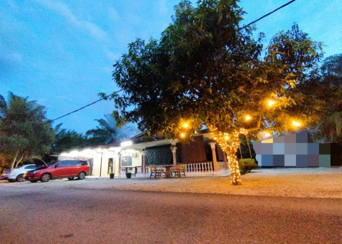 Basrie Villa 