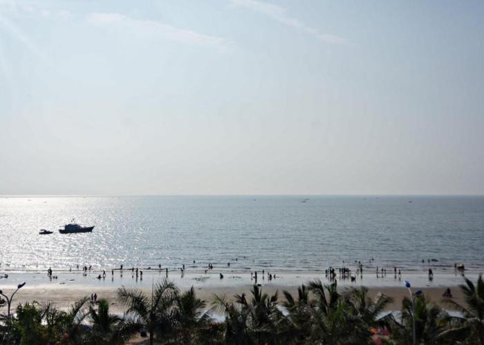 Khách sạn Biển Xanh, Biển Hải Tiến