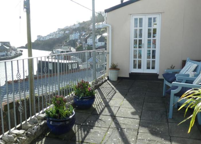 Lanescot, Harbour View With Terrace