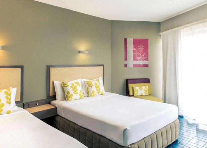 Mercure Nadi
