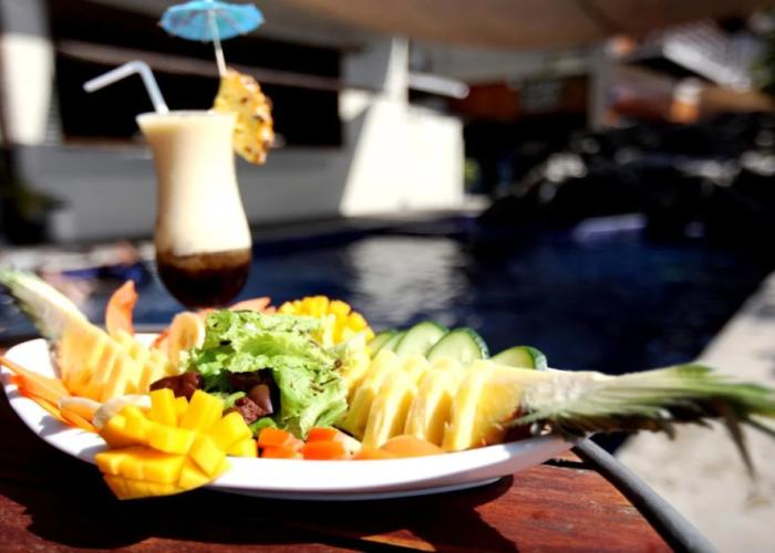 Smugglers Cove Beach Resort and Hotel