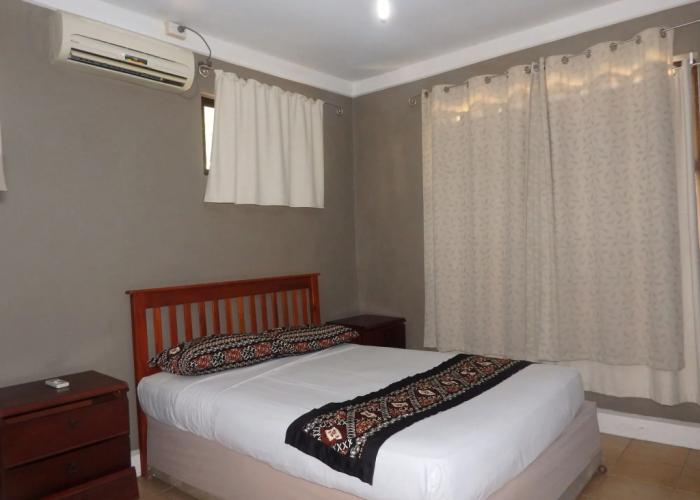 Bluewater Lodge - Hostel