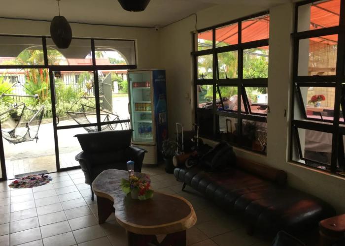 Bluewater Lodge - Hostel