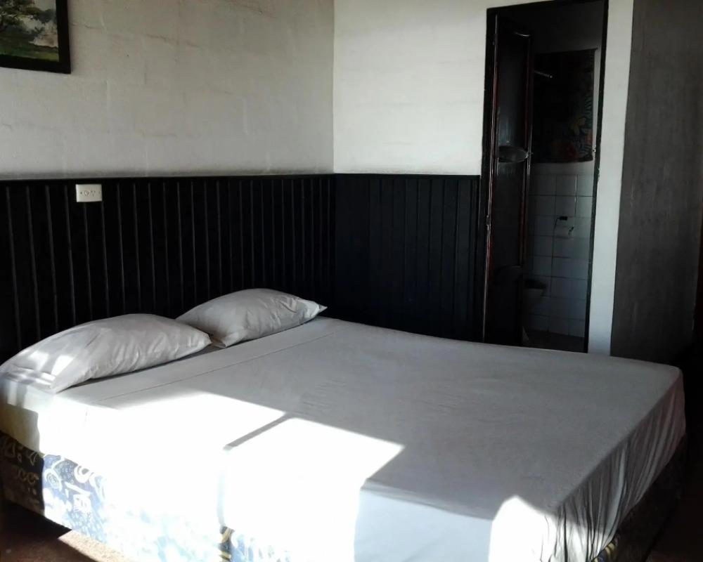 фото Bamboo Backpackers