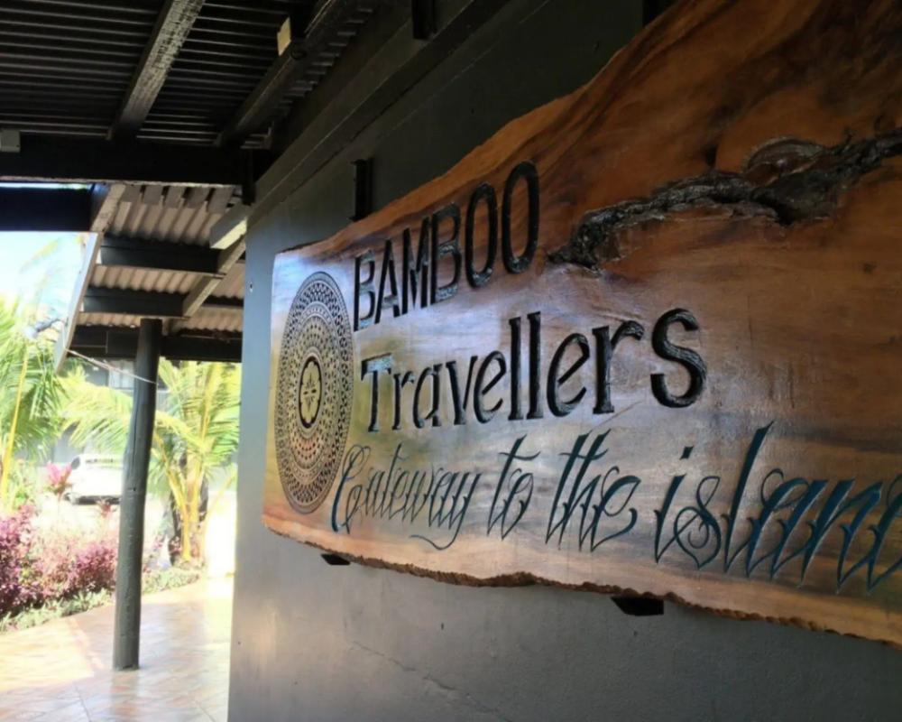 фото Bamboo Backpackers
