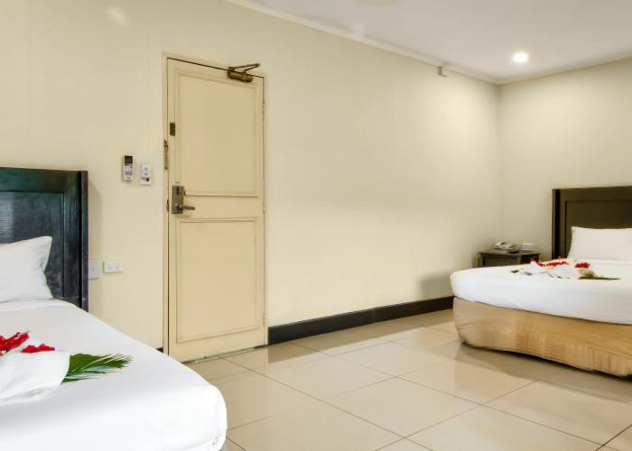 Tanoa Skylodge Hotel