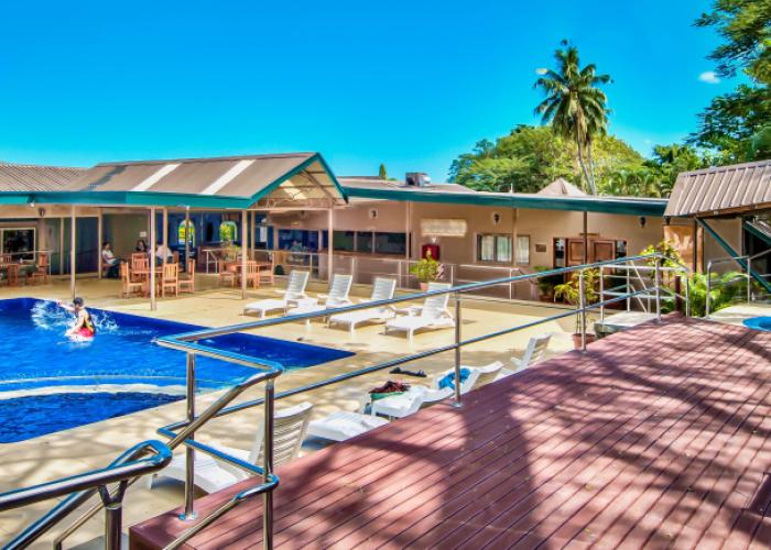 Tanoa Skylodge Hotel