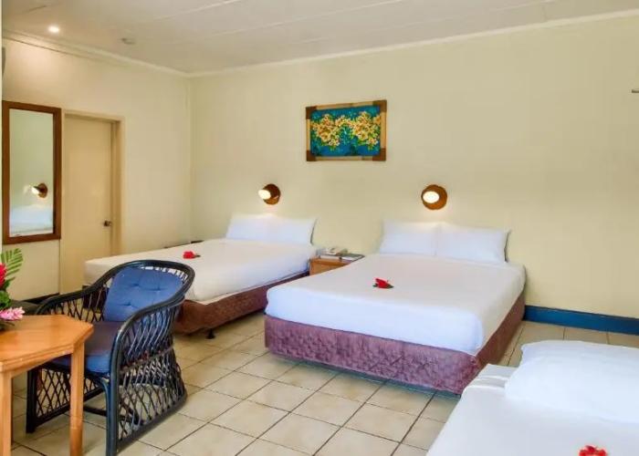 Tanoa Skylodge Hotel