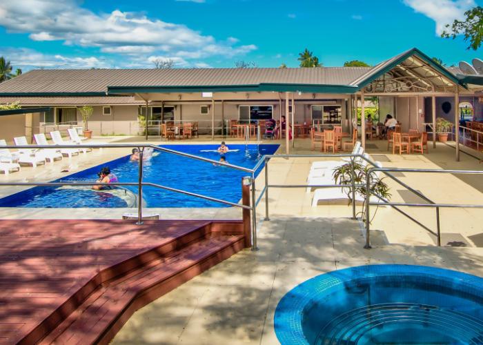Tanoa Skylodge Hotel
