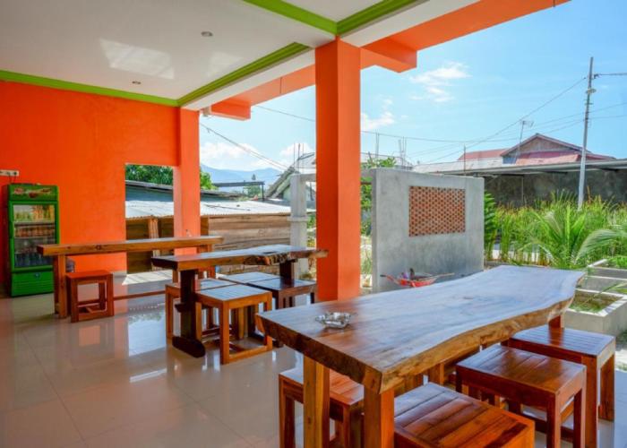 RedDoorz near Taman Makam Pahlawan Tatura