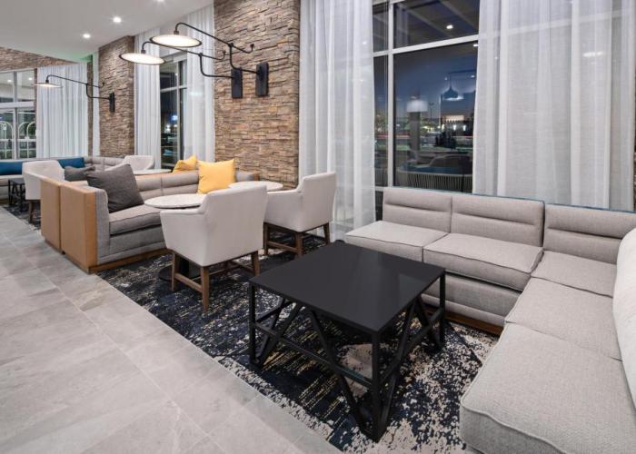 Hyatt Place Bakersfield