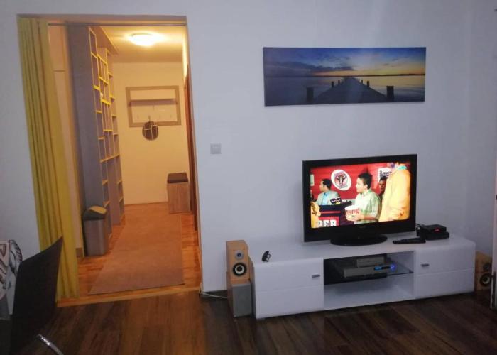 Yellow apartment, central Podgorica