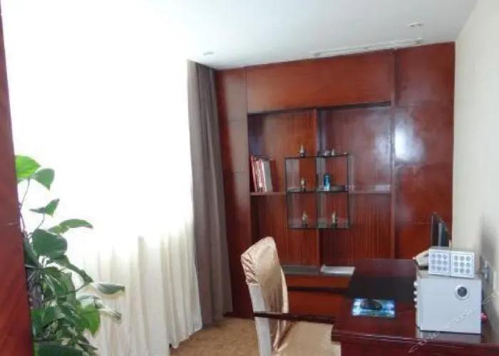 Tuanjie Business Hotel