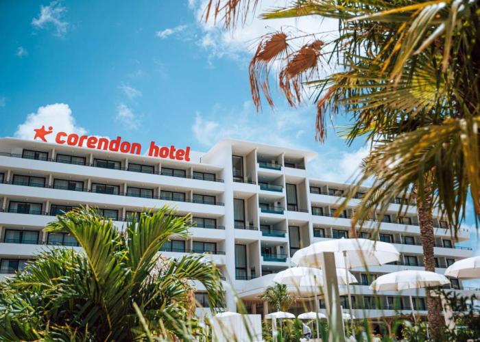 Mangrove Beach Corendon Curacao All-Inclusive Resort, Curio