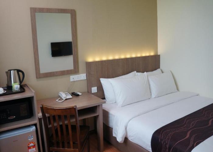 LABUAN JATI HOTEL