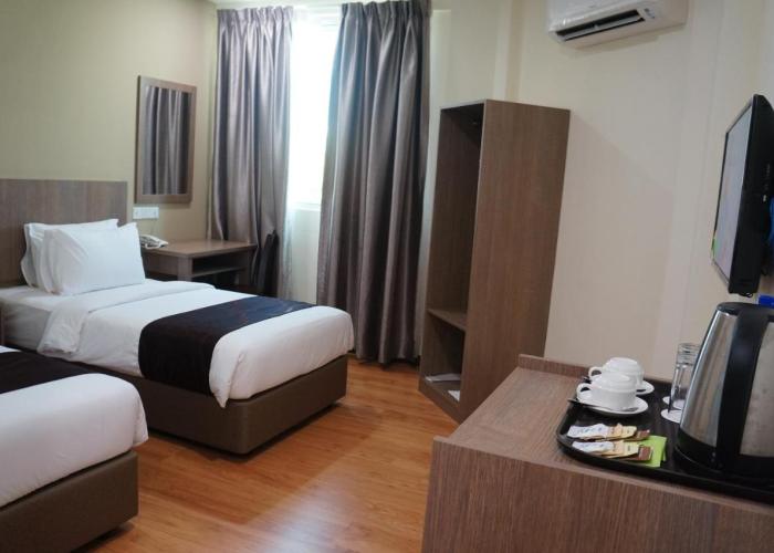 LABUAN JATI HOTEL