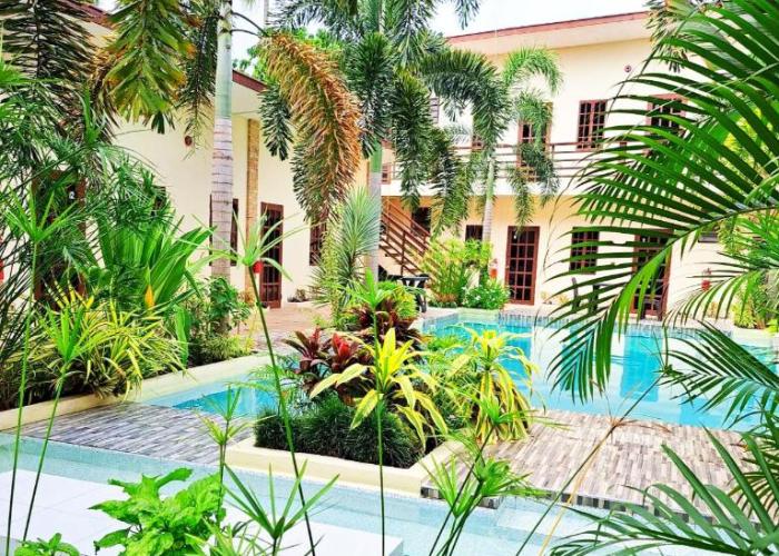 Softstone resort