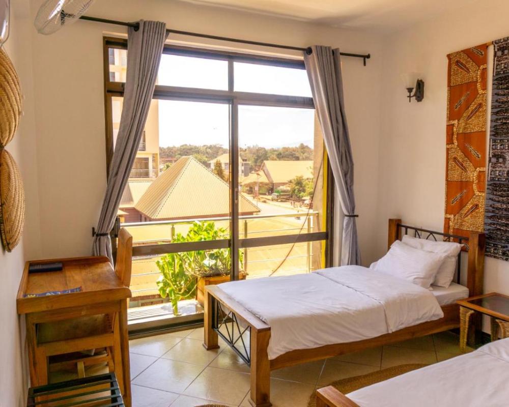 фото Lilac Elevate Inn