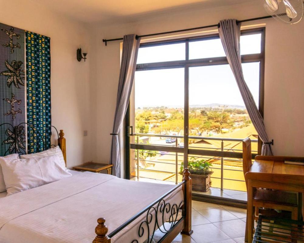 фото Lilac Elevate Inn