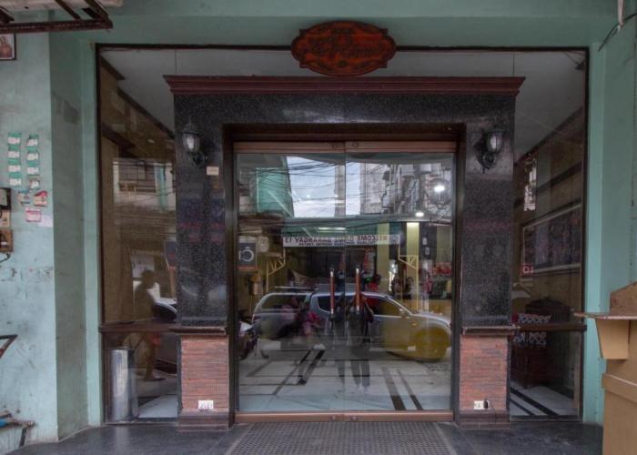 RedDoorz @ Downtown Tacloban