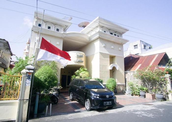 RedDoorz near Pantai Falajawa Ternate