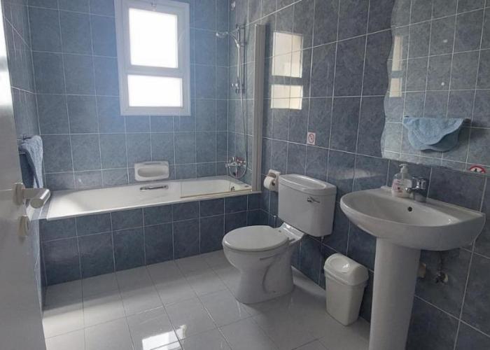 Spacious 2 bedroom apartment