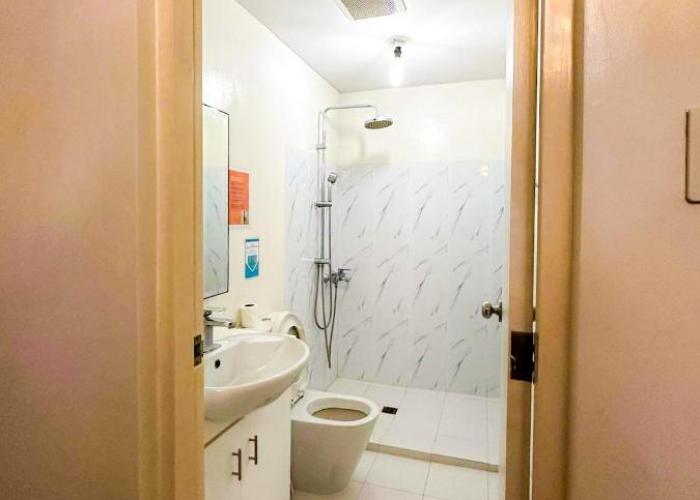 Pico de Loro Cove Hamilo Coast, Apartment 519, Corner Studio Unit, Jacana B Condominium