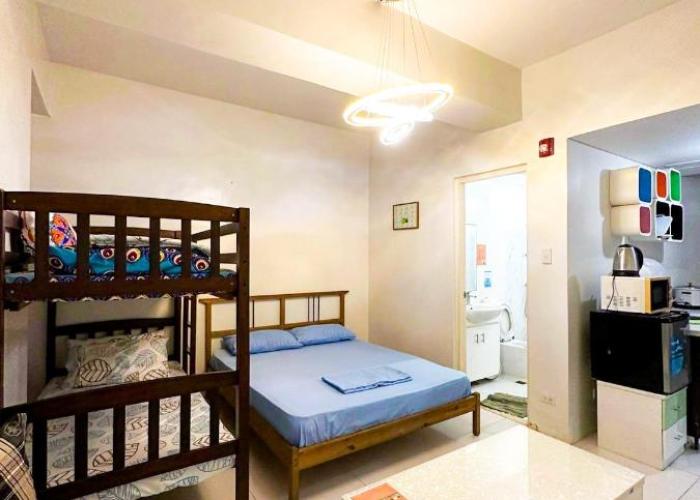 Pico de Loro Cove Hamilo Coast, Apartment 519, Corner Studio Unit, Jacana B Condominium