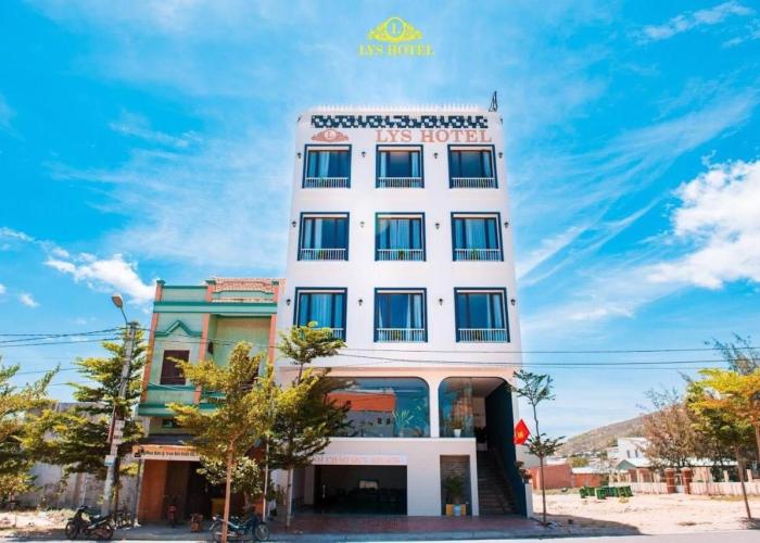 Khách Sạn Nhơn Lý LYS HOTEL
